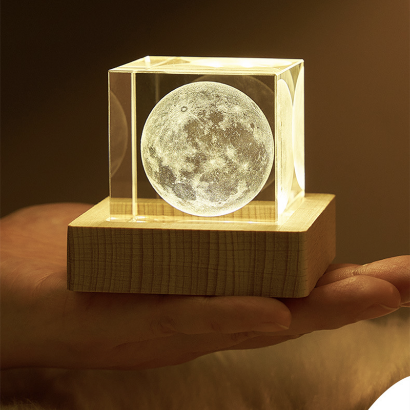 4cm Laser Engraved Moon Model Crystal 3D Glass Image Miniature Sculpture Crystal Cube for Souvenir Home Decor night light