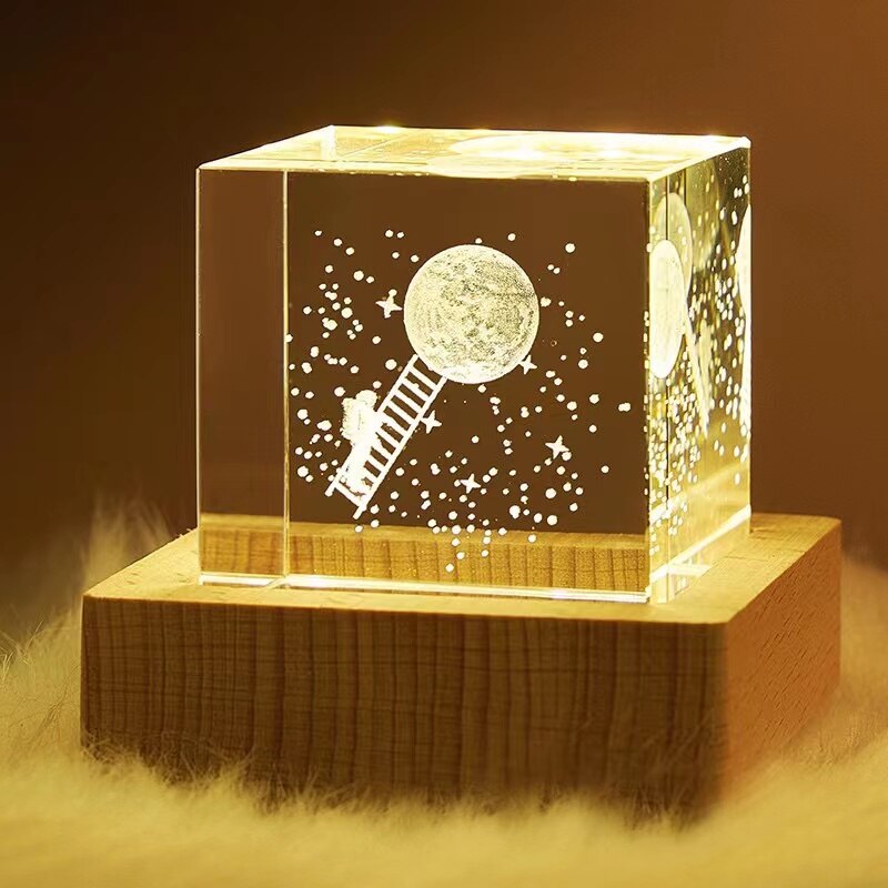 4cm Laser Engraved Moon Model Crystal 3D Glass Image Miniature Sculpture Crystal Cube for Souvenir Home Decor night light