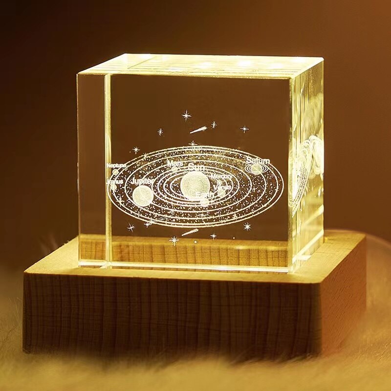 4cm Laser Engraved Moon Model Crystal 3D Glass Image Miniature Sculpture Crystal Cube for Souvenir Home Decor night light